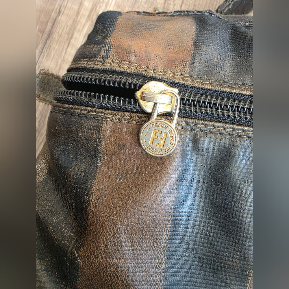 FENDI Pequin Striped Crossbody Bag Upcycled Designer Authentic Flawed Preppy Y2K - Picture 10 of 16
